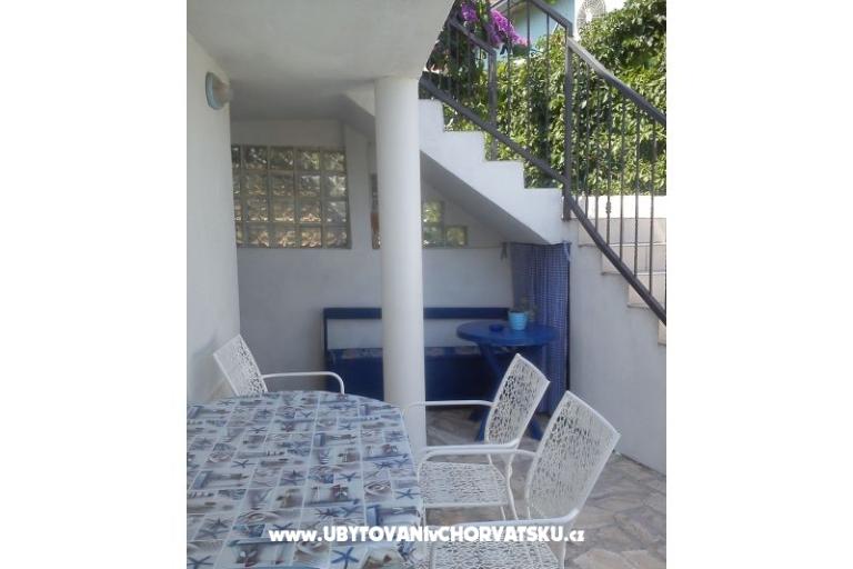 Apartmaji Marija-Tkon – foto 13