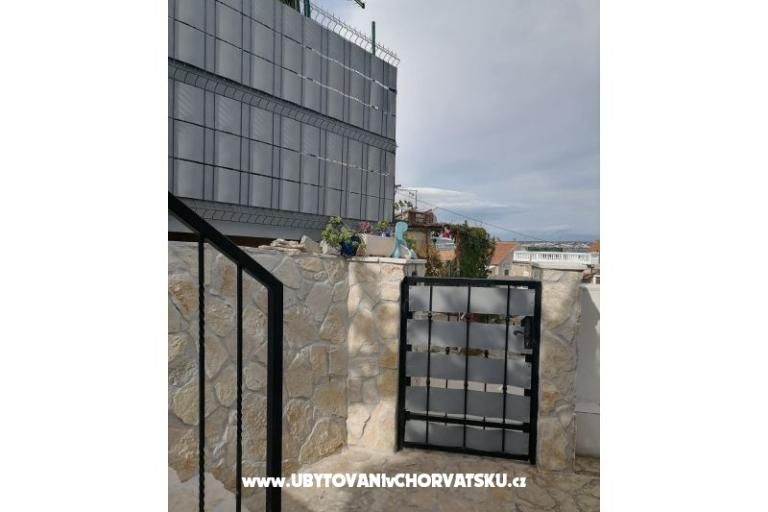 Apartmaji Marija-Tkon – foto 7