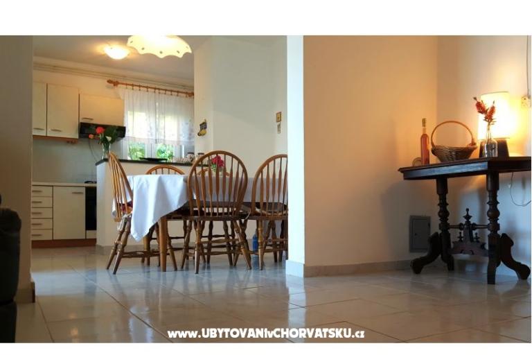 Apartmaji Nena – foto 12