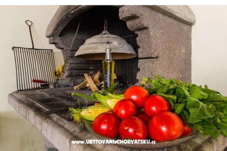 Apartmaji Ivanka – foto 10