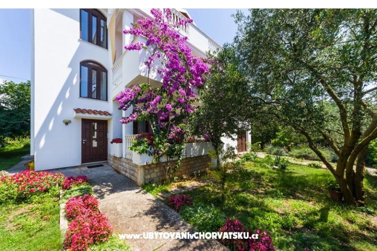 Apartmaji Ivanka – foto 8
