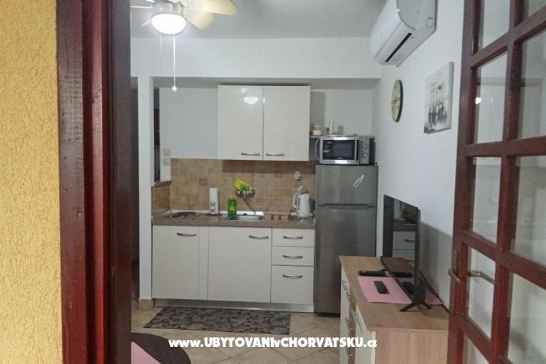 Apartmaji Dani – foto 20