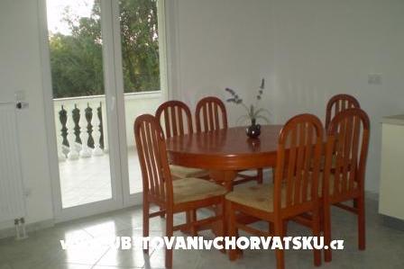 Apartmaji Laura – foto 6