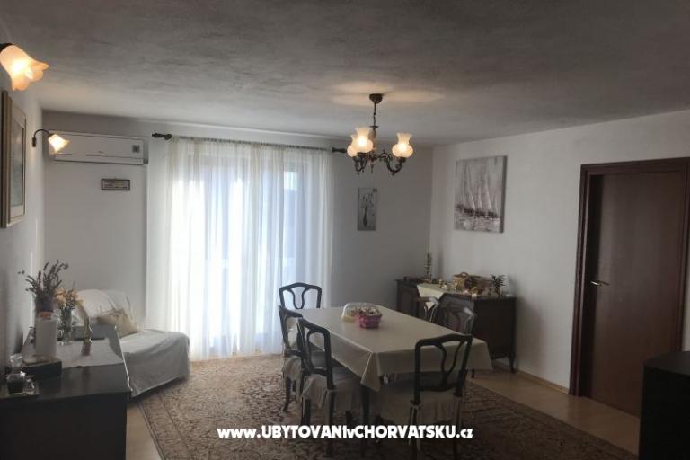 Apartmaji Andrijana Pirovac – foto 8