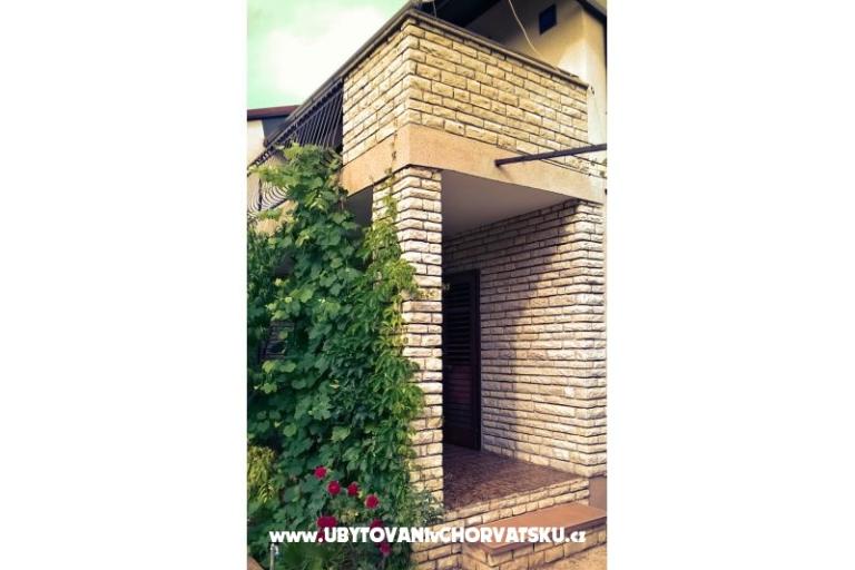 Apartmaji Mikulan – foto 9