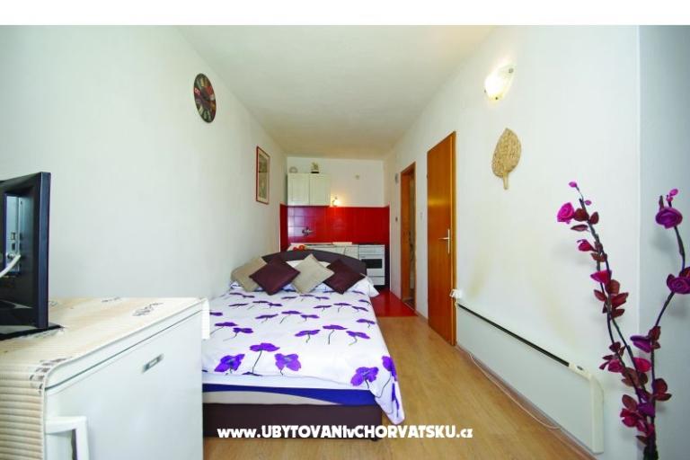 Seafront Studio Apartma + Balcony – foto 4