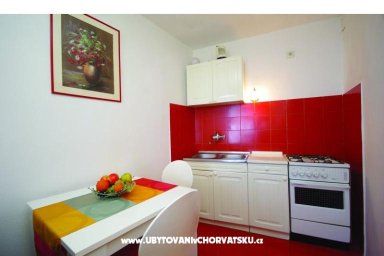 Seafront Studio Apartma + Balcony – foto 6