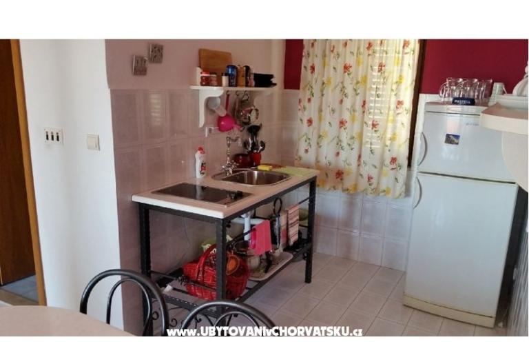 Apartmaji Dražena Podgora – foto 15