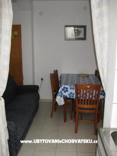 Apartmaji Flora – foto 3