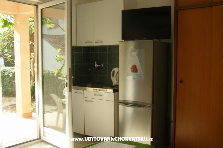 Apartmaji Flora – foto 6