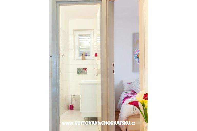 Apartmaji Ivandić Podgora – foto 8