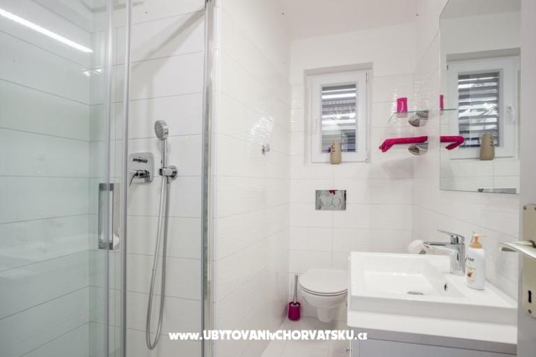 Apartmaji Ivandić Podgora – foto 9