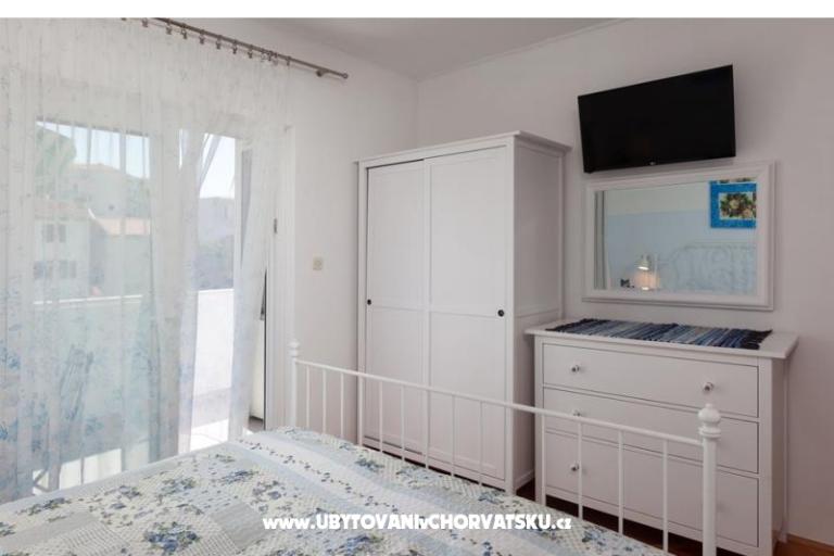Apartmaji Holiday – foto 17