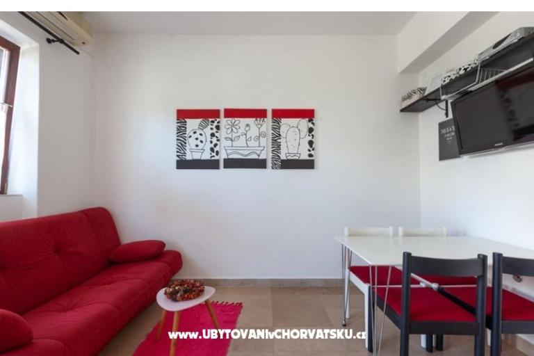Apartmaji Holiday – foto 7