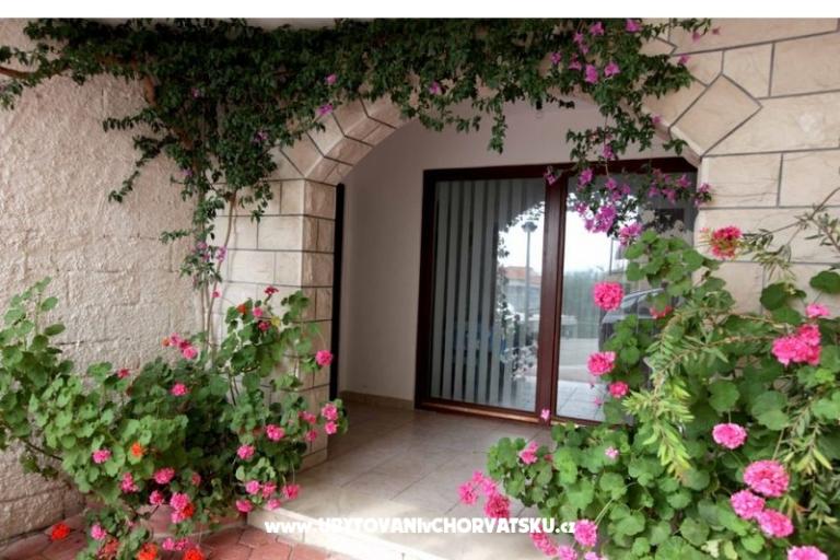 Apartmaji Vela – foto 12
