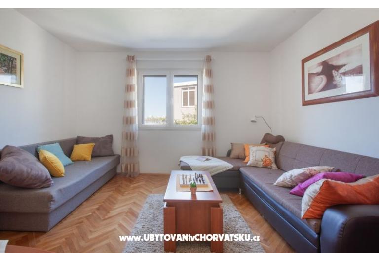 Apartmaji MARINA - Villa NEDIKA – foto 9