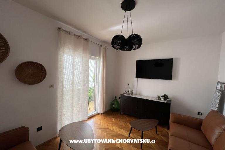 Beachfront Apartma Marin – foto 22