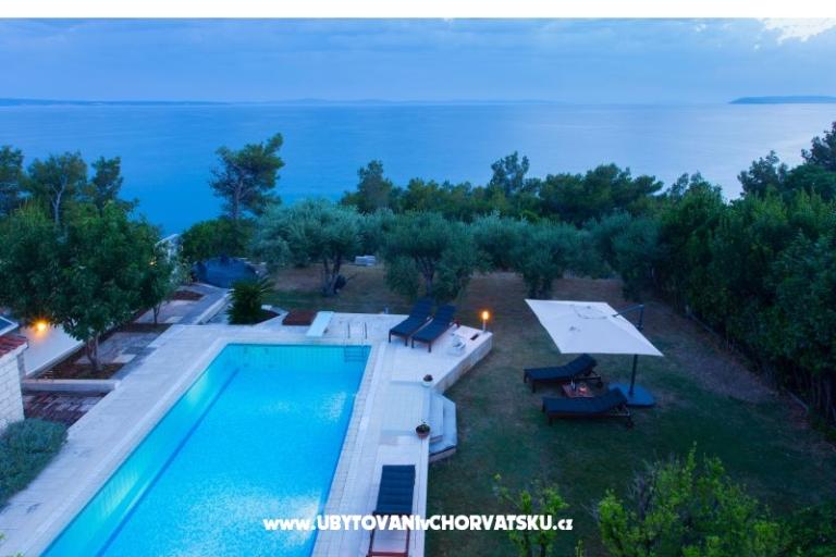 Above Blue Apartmaji – foto 3