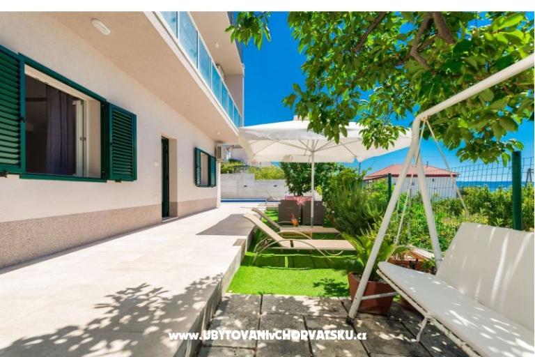 Apartmaji s bazenom Cvita/Podstrana – foto 10
