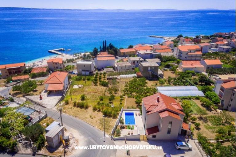 Apartmaji s bazenom Cvita/Podstrana – foto 13