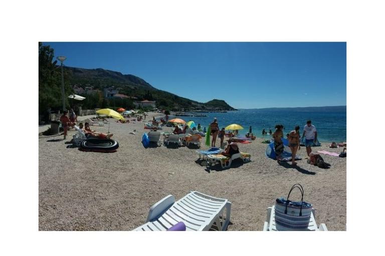 Apartmaji s bazenom Cvita/Podstrana – foto 18