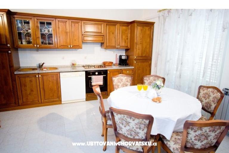 Apartma Pčelica Maja – foto 11