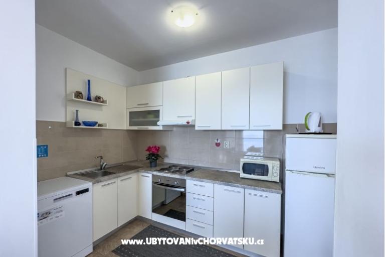 Apartmaji Doris i Iris – foto 15