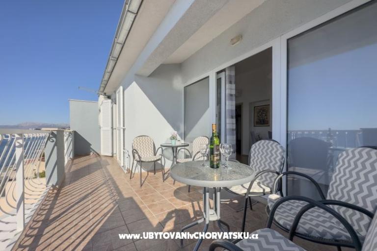 Apartmaji Doris i Iris – foto 33
