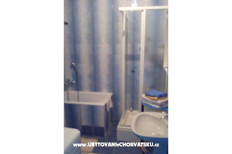 Apartmaji Doris i Iris – foto 9