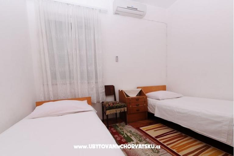 Apartmaji i sobe Ksenija – foto 4