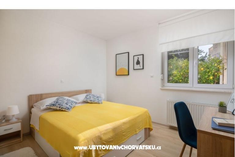 Apartmaji Lemon Garden z bazenom – foto 17