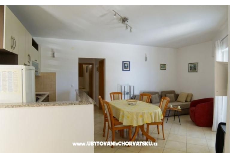 Apartmaji Nena – foto 14