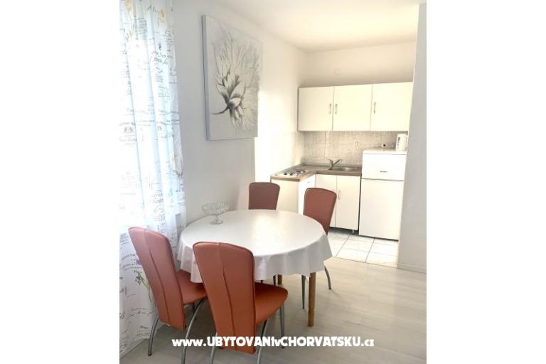 Apartmaji Lena – foto 14