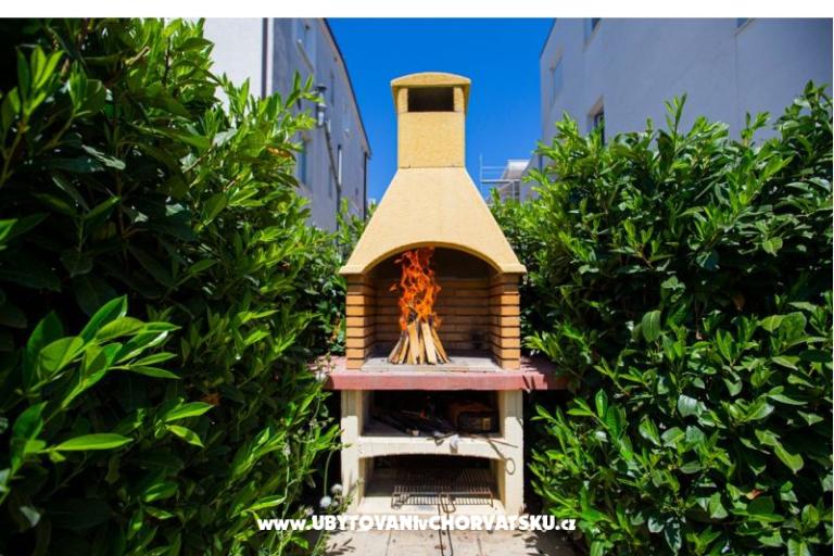 Apartma lux with garden – foto 22