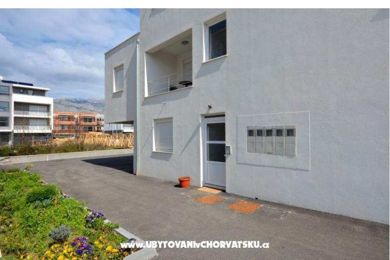 Apartma lux with garden – foto 27