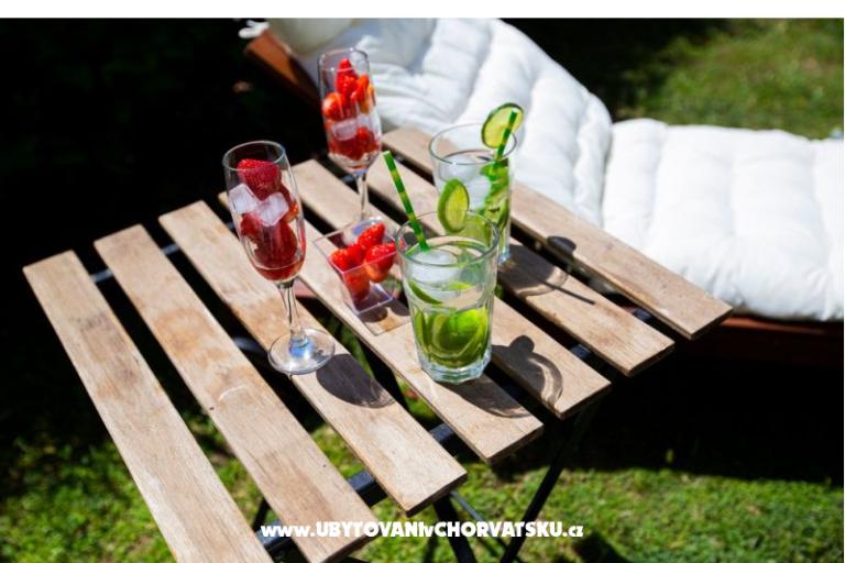 Apartma lux with garden – foto 4