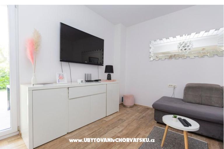 Apartma lux with garden – foto 6