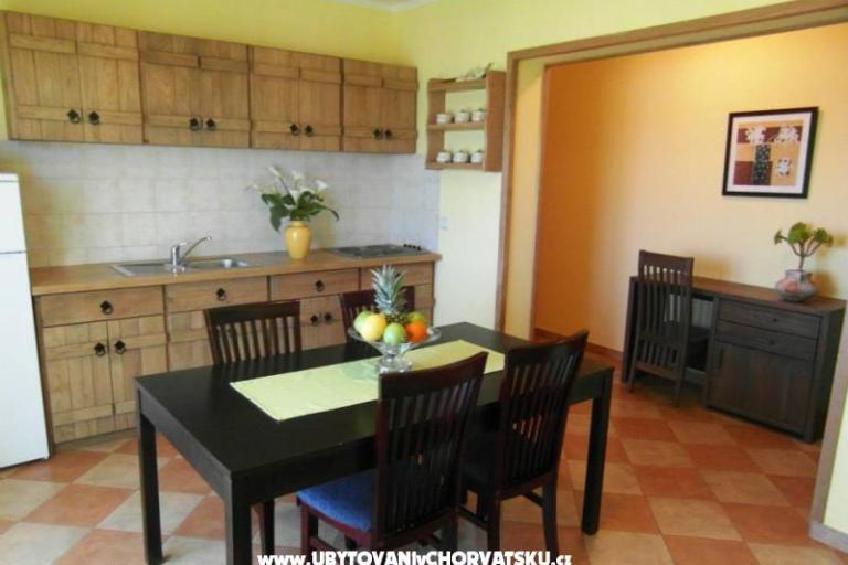 Apartmaji Podstrana – foto 5