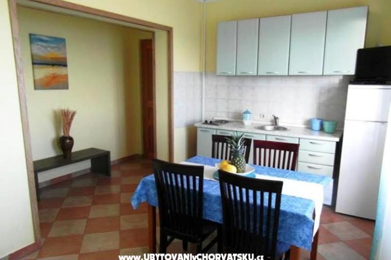 Apartmaji Podstrana – foto 7