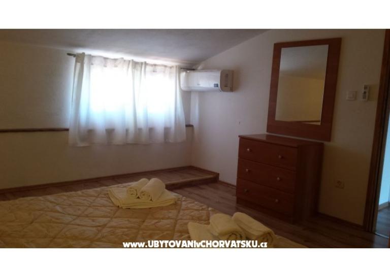Apartmaji Ana – foto 14