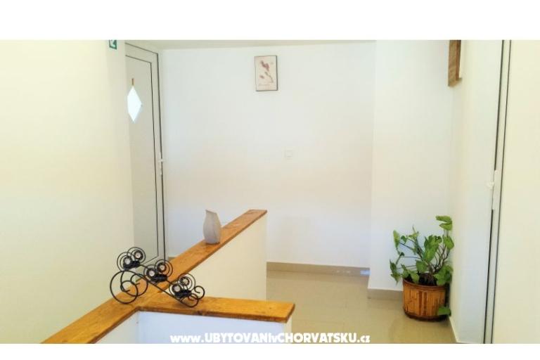 Apartmaji Ana – foto 18