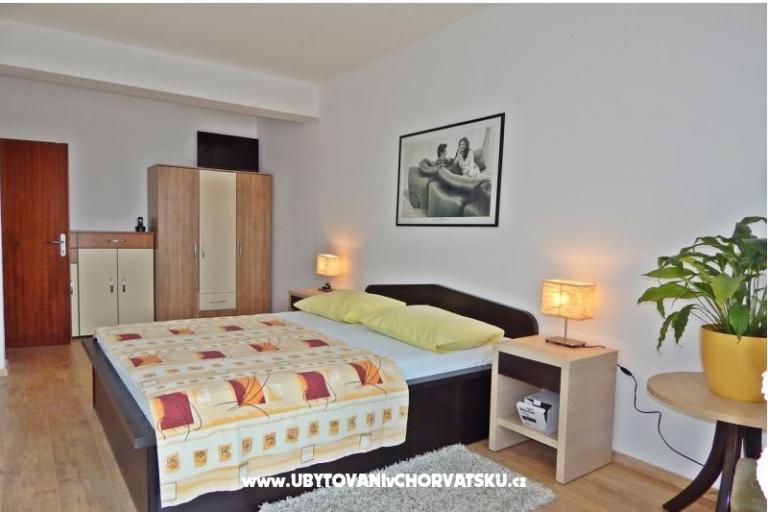 Apartma Gloria Podstrana – foto 4