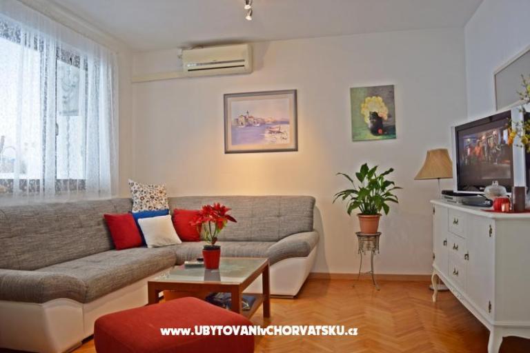 Apartma Gloria Podstrana – foto 5