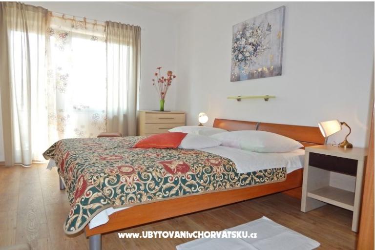 Apartma Gloria Podstrana – foto 6