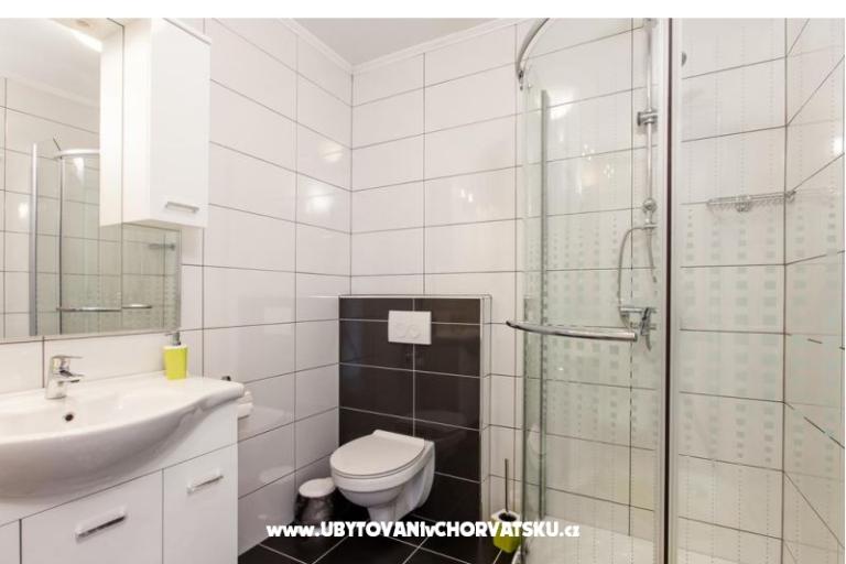 Apartmaji Knezovic – foto 13