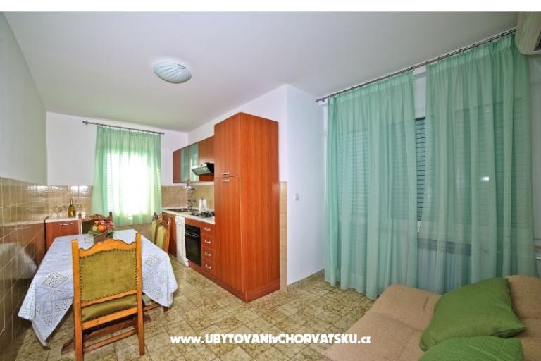 Apartmaji Lela – foto 12