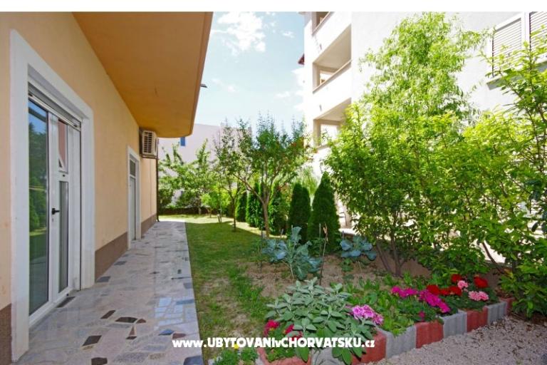 Apartmaji Orange Hiša – foto 10