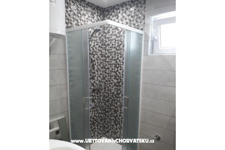 Apartmaji Lucija – foto 8