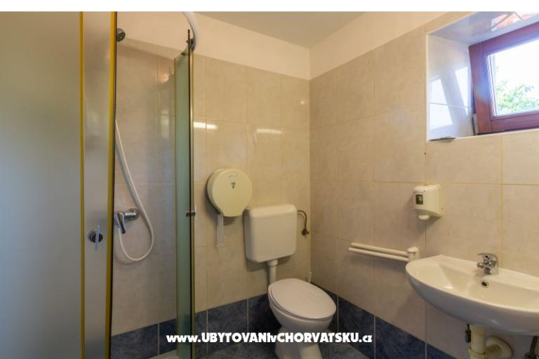 Počitniški dom Cerjani - 14 osoba – foto 29