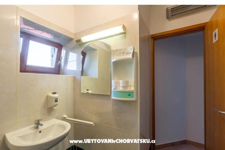 Počitniški dom Cerjani - 14 osoba – foto 39